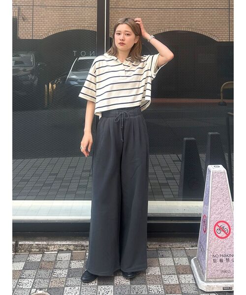 Ungrid（アングリッド）の「ワイドデザインポロシャツ（ポロシャツ・レディース・ベージュ/アイボリー/グリーン・FREE）」の20枚目の写真