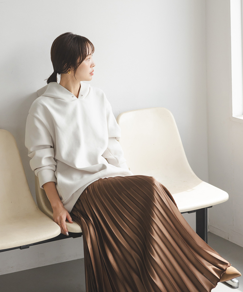 Noble(ノーブル)の「《一部店舗・WEB限定》ダンボールフーディープルオーバー(スウェット・レディース・カーキ/アイボリー/チャコールグレー/ライトグレー・FREE)」の20枚目の写真