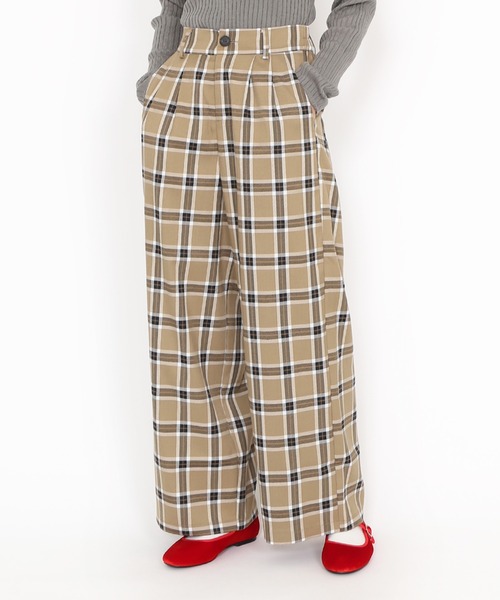 PUNYUS（プニュズ）の「2タックチェックワイドスラックス（スラックス・レディース・ベージュ/グレー・1/2/3/4）」の2枚目の写真