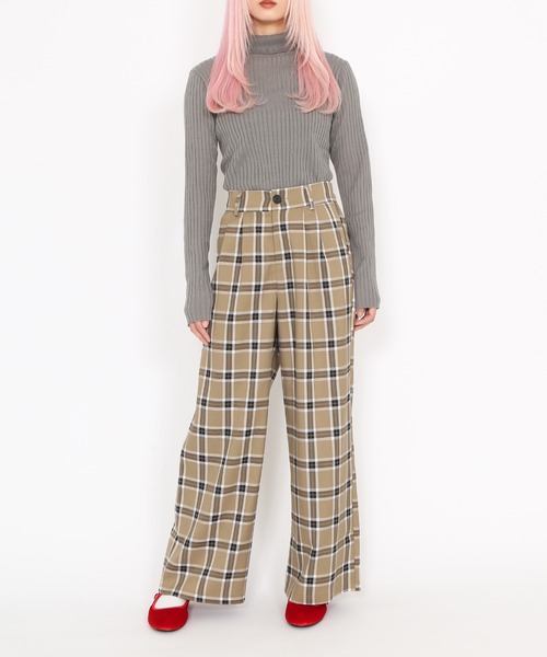 PUNYUS（プニュズ）の「2タックチェックワイドスラックス（スラックス・レディース・ベージュ/グレー・1/2/3/4）」の5枚目の写真