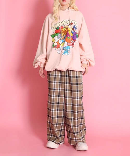 PUNYUS（プニュズ）の「2タックチェックワイドスラックス（スラックス・レディース・ベージュ/グレー・1/2/3/4）」の15枚目の写真