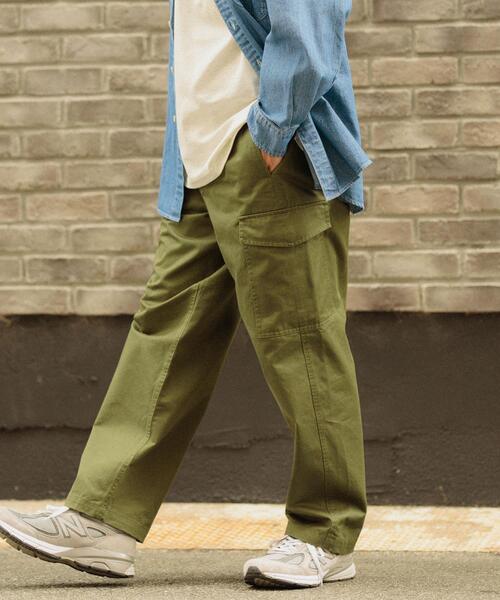 ITEMS URBANRESEARCH（アイテムズ アーバンリサーチ）の「ウォッシュドコットン カーゴパンツ（その他パンツ・メンズ・カーキ/ブラック・MEDIUM/LARGE）」の5枚目の写真