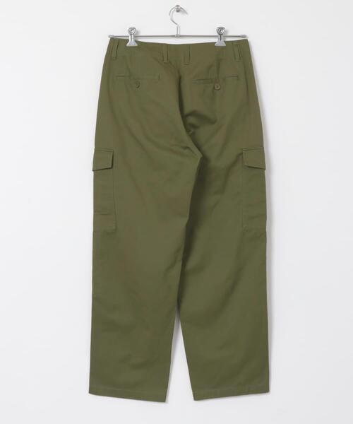 ITEMS URBANRESEARCH（アイテムズ アーバンリサーチ）の「ウォッシュドコットン カーゴパンツ（その他パンツ・メンズ・カーキ/ブラック・MEDIUM/LARGE）」の10枚目の写真