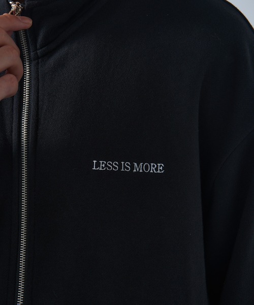 MAISON CLUB(メゾンクラブ)の「【MAISON CLUB】ワンポイント刺繍フルジップトラックスウェット LESS IS MORE(ジャージ・メンズ・ブラック/グレー/ネイビー・M/XL/L)」の17枚目の写真