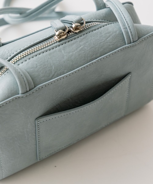 OLIVE des OLIVE（オリーブデオリーブ）の「ハートチャーム付きスクエアバッグ（ショルダーバッグ・レディース・アイボリー/サックスブルー/ブラック/ダークブラウン・FREE）」の8枚目の写真