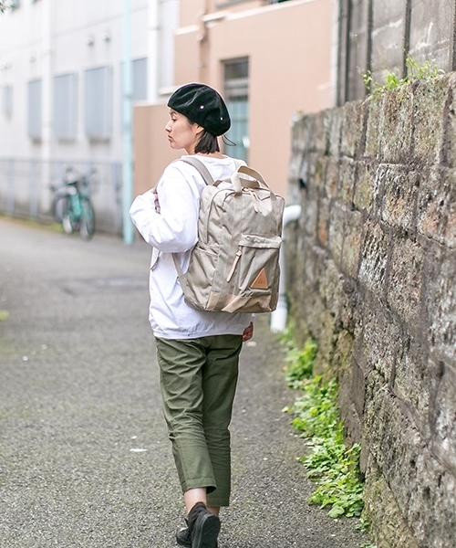 ANONYM CRAFTSMAN DESIGN(アノニムクラフツマンデザイン)の「【ANONYM CRAFTSMAN DESIGN / アノニム クラフツマン デザイン】12H DAYPACK デイパック(バックパック/リュック)」|ベージュ