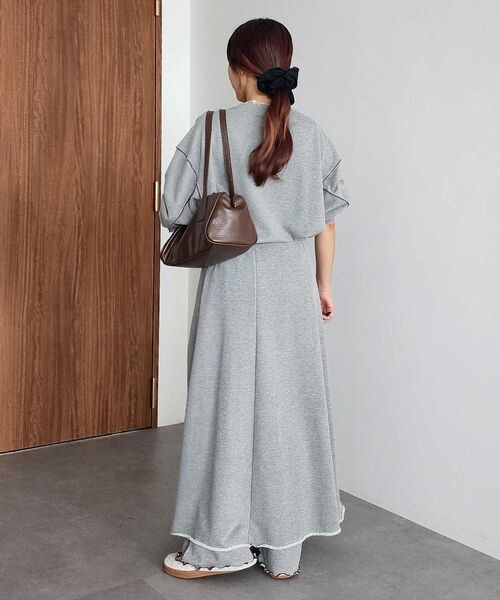 CRAFT STANDARD BOUTIQUE(クラフトスタンダードブティック)の「配色ロゴメロープルオーバー(スウェット・レディース・ホワイト系その他/マスタード/ブラック/カーキ/杢グレー・FREE)」の21枚目の写真