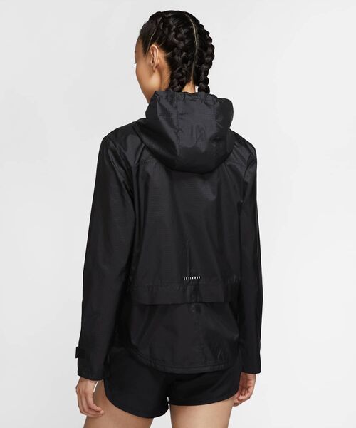 送料無料 特価即決 【未使用】NIKE Essential Hooded Running