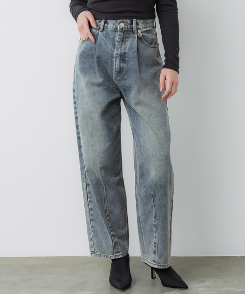 coca（coca）（コカ）の「タックカーブデニム（デニムパンツ・レディース・ブラック/ブルー・M/S/L）」の2枚目の写真