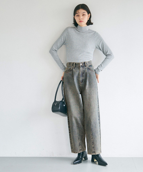 coca（coca）（コカ）の「タックカーブデニム（デニムパンツ・レディース・ブラック/ブルー・M/S/L）」の3枚目の写真