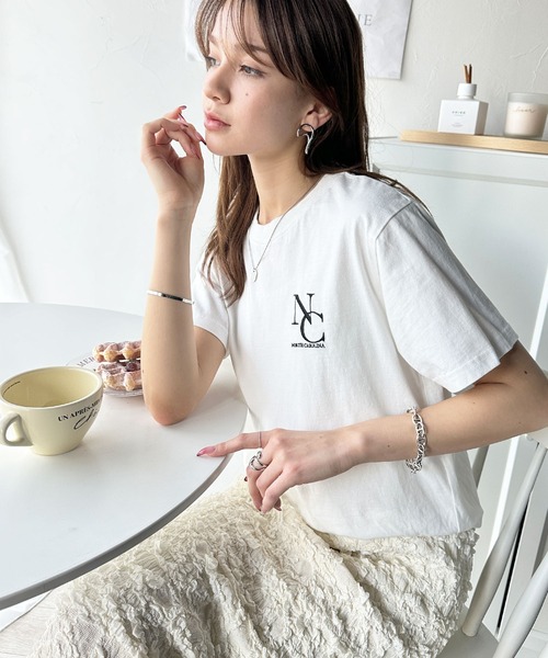 Java(ジャバ)の「《JaVaジャバコラボ》大人カジュアルにぴったり!綿100%英字胸刺繍ピグメント加工Tシャツ(半袖)(Tシャツ/カットソー・レディース・チャコール/グリーン/オフホワイト/ライトベージュ・LARGE/MEDIUM/SMALL/X-LARGE)」の21枚目の写真