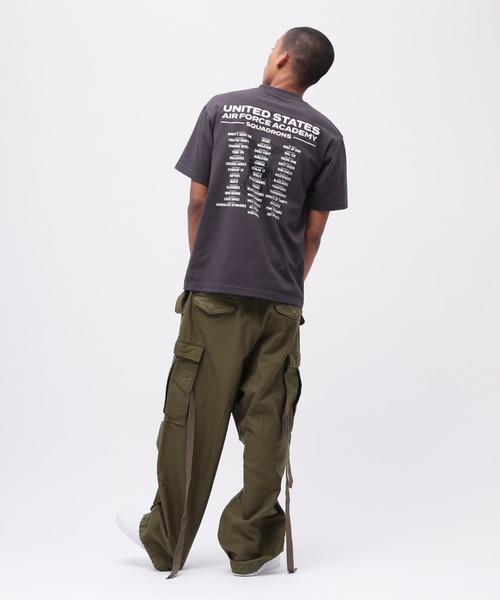 AVIREX（アヴィレックス）の「USAFA SQUADRONS EMBROIDERY T-SHIRT / 刺繍 半袖Tシャツ / AVIREX / アヴィレックス（Tシャツ/カットソー・メンズ・チャコール/ホワイト/オレンジ/ネイビー・LARGE/MEDIUM/XX-LARGE/X-LARGE）」の11枚目の写真