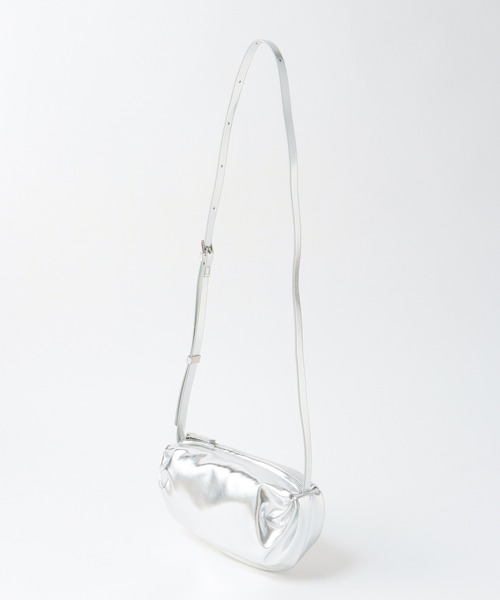 Three Four Time(スリーフォータイム)の「ギョウザ型ミニショルダー(ショルダーバッグ・レディース・イエロー/シルバー/ブラック・FREE)」の7枚目の写真