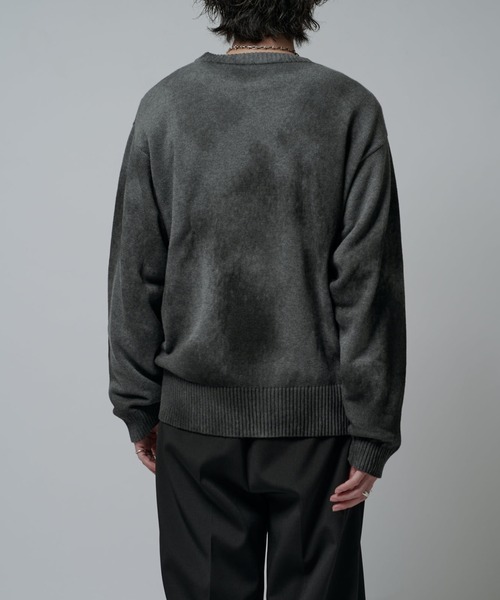 入手困難 ellesse PENGUIN ニットフーディー セール】エンボスプリント ダンボールニット 長袖フーディー