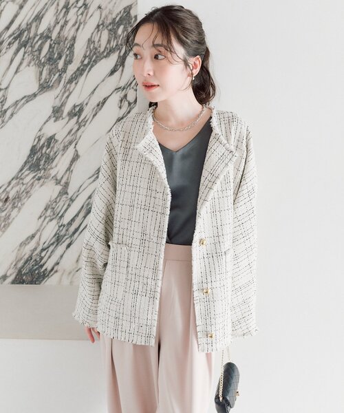 La boutique BonBon（ラブティックボンボン）の「【新色ピンク・ミント登場！miki監修】サテン2WAYタンク（タンクトップ・レディース・サックスブルー/ブラウン/ベージュ/ライトグレー/チャコールグレー/ホワイト/グレイッシュベージュ/ピンクベージュ/ブラック/ピンク/ミント・FREE）」の21枚目の写真