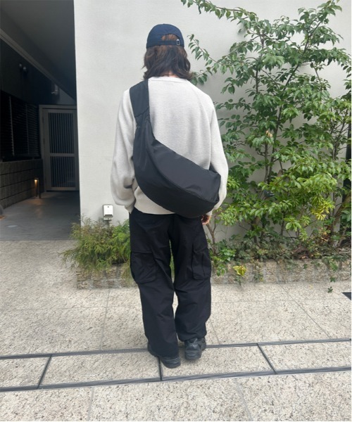 Bonjour Sagan（ボンジュールサガン）の「ビッグ ラウンド ワンショルダーバッグ【ユニセックス】（ショルダーバッグ・レディース・ブラック・FREE）」の21枚目の写真