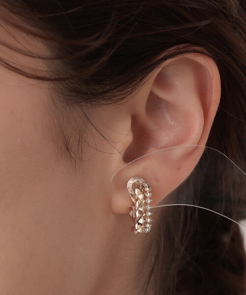 SHOO・LA・RUE（シューラルー）の「【痛くなりにくい】ビジュー2連イヤリング（イヤリング・レディース・ピンクゴールド/シルバー/ゴールド・00）」の5枚目の写真