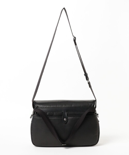 Hunting World(ハンティングワールド)の「HUNTING WORLD / レザー キャリーオール M(トートバッグ・メンズ・ブラック・ONE SIZE)」の14枚目の写真