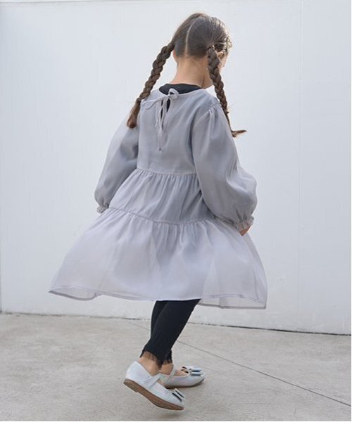 Lycee mine(リセマイン)の「シアーティアードワンピース【子供服】【キッズ】【女の子】(ワンピース・キッズ・グレー/サーモンピンク/アイボリー・100cm/140cm/120cm/130cm/150cm/110cm)」の18枚目の写真