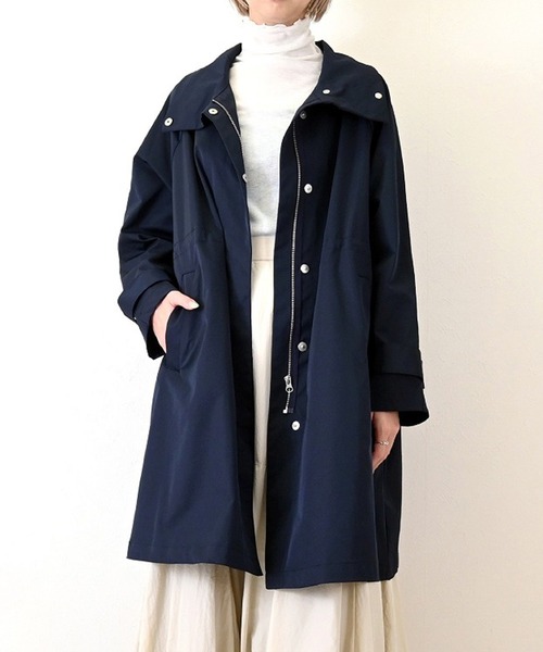 STYLEBLOCK（スタイルブロック）の「Eツイルスタンドカラーコート（トレンチコート・レディース・アイボリー/ネイビー・M）」の2枚目の写真