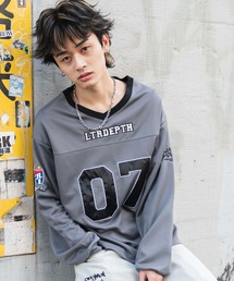 LTR DEPTH（レイターデプス）の「LTR DEPTH/ナンバリングホッケーロンT（Tシャツ/カットソー）」