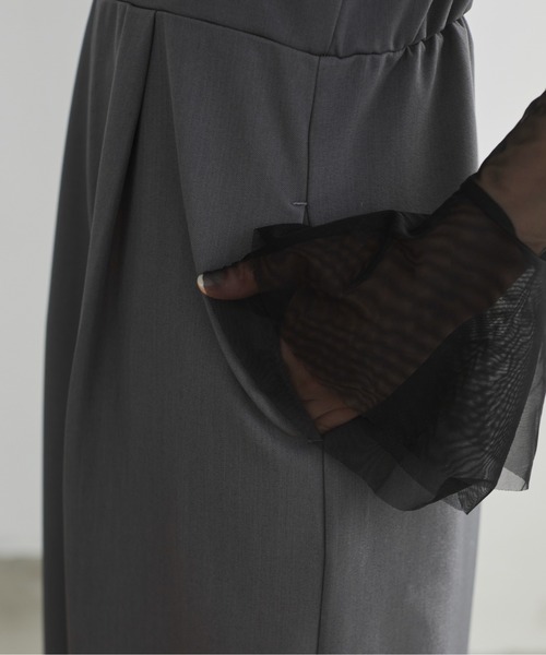 ANGIE（アンジー）の「【オケージョン対応 / セレモニー対応】チュールドッキングオールインワン / キャミサロペット（サロペット/オーバーオール・レディース・ダークグレー/ライトベージュ・FREE）」の4枚目の写真