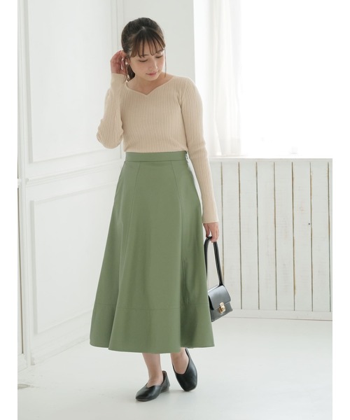 COHINA(コヒナ)の「フェイクレザーシームデザインスカート 【低身長・小柄女性】(スカート・レディース・グリーン/ホワイト・S-Regular/XS-Regular/XS-Short)」の5枚目の写真