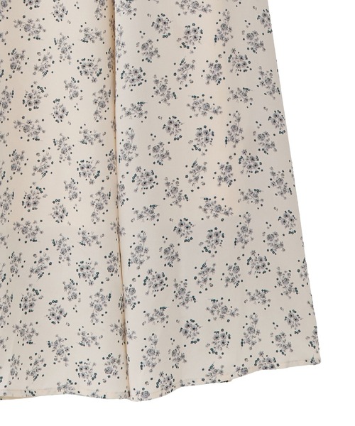 Maison de FLEUR(メゾンドフルール)の「フラワープリントワンピース(ワンピース・レディース・ピンク/ブルー系その他7・FREE)」の12枚目の写真