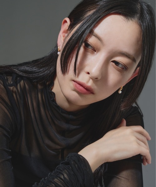 Jewel closet by L&Co.(ジュエルクローゼットバイエルアンドコー)の「K18 アコヤパール ピアス(ピアス(両耳用)・レディース・イエローゴールド・FREE)」の5枚目の写真