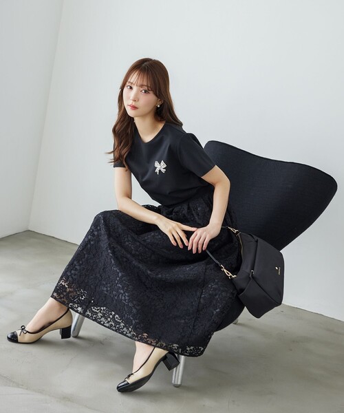 TOCCA(トッカ)の「BOW BIJOUX Tシャツ(Tシャツ/カットソー・レディース・ブラック系/アイボリー系・SMALL/MEDIUM)」の5枚目の写真