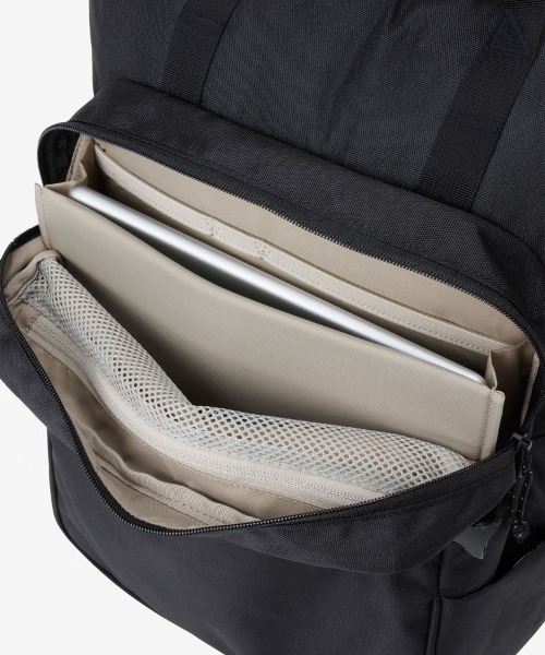 THE NORTH FACE(ザノースフェイス)の「THE NORTH FACE/ザ・ノース・フェイス/Boulder Tote Pack(バックパック/リュック・メンズ・ブラック・F)」の8枚目の写真