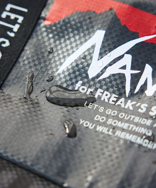 NANGA(ナンガ)の「NANGA × FREAK'S STORE/ナンガ × フリークスストア 別注 BIG TOTE BAG ビッグ トートバッグ(トートバッグ・メンズ・ブラック・ONE SIZE)」の5枚目の写真