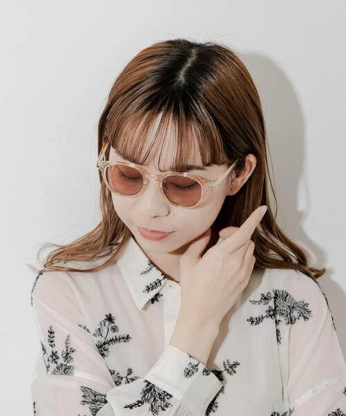 SMELLY(スメリー)の「ボスリントンサングラス(メガネ・レディース・パープル系その他/クリア/ブラック系その他/イエロー系その他/ブラック・-)」の5枚目の写真