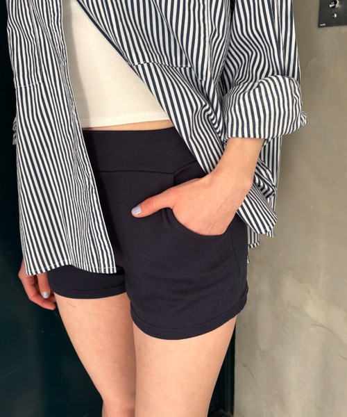 FUULLY STUDIO（フーリィーステューディオ）の「スウェットミニショートパンツ（スウェットパンツ・レディース・ネイビー/チャコールグレー・FREE）」の17枚目の写真