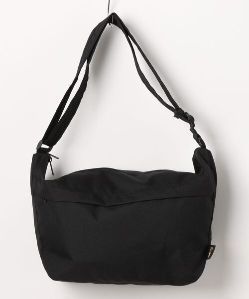 maison vert(メゾンヴェール)の「【CORDURA re/cor生地使用】コーデュラ撥水ボディバッグ(ショルダーバッグ・レディース・ブラック・FREE)」の1枚目の写真