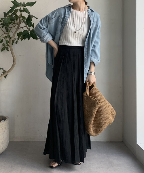 DouDou（ドゥドゥ）の「【WEB限定】ワイドリブニットタンク（ニット/セーター・レディース・ブラック/グレイッシュベージュ/オフホワイト/オレンジ・FREE）」の7枚目の写真