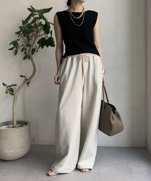 DouDou（ドゥドゥ）の「【WEB限定】ワイドリブニットタンク（ニット/セーター・レディース・ブラック/グレイッシュベージュ/オフホワイト/オレンジ・FREE）」の16枚目の写真