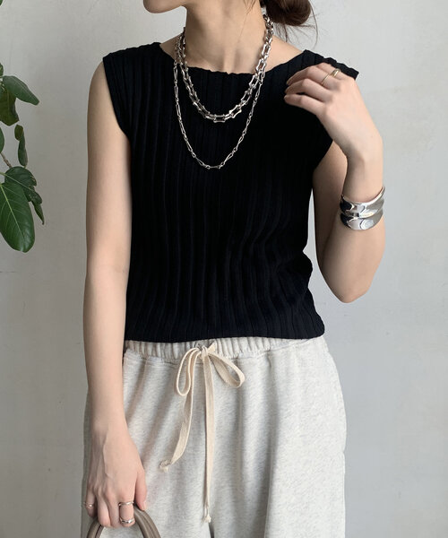 DouDou（ドゥドゥ）の「【WEB限定】ワイドリブニットタンク（ニット/セーター・レディース・ブラック/グレイッシュベージュ/オフホワイト/オレンジ・FREE）」の18枚目の写真