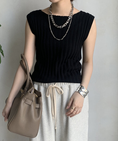 DouDou（ドゥドゥ）の「【WEB限定】ワイドリブニットタンク（ニット/セーター・レディース・ブラック/グレイッシュベージュ/オフホワイト/オレンジ・FREE）」の20枚目の写真