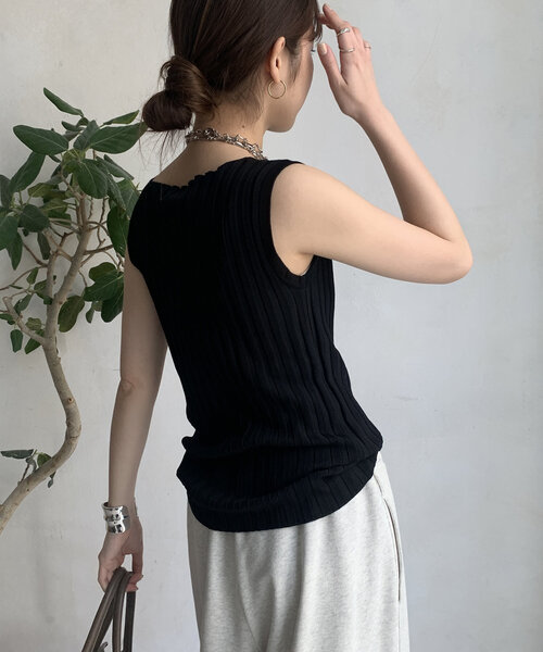 DouDou（ドゥドゥ）の「【WEB限定】ワイドリブニットタンク（ニット/セーター・レディース・ブラック/グレイッシュベージュ/オフホワイト/オレンジ・FREE）」の21枚目の写真