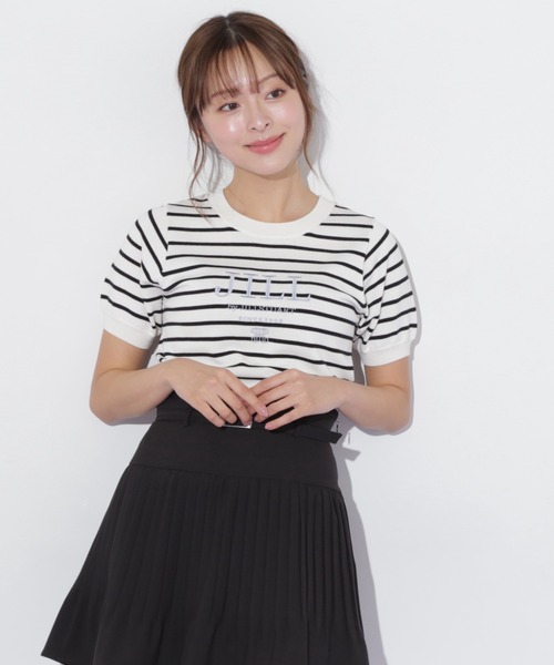 JILL by JILL STUART(ジルバイジルスチュアート)の「◇エンブロイダリーロゴ五分袖ニット(ニット/セーター・レディース・ラベンダー/ホワイト系その他/ホワイト/グレー・FREE)」の6枚目の写真
