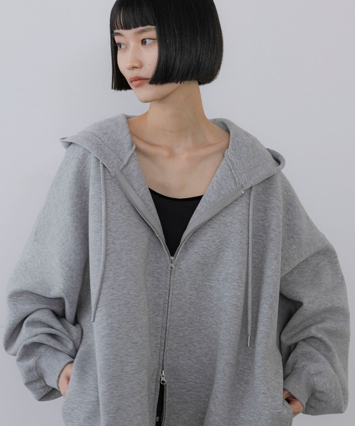 LOWRYS FARM（ローリーズファーム）の「ＢＩＧＺＩＰフーディ　 452864（パーカー・レディース・グレー/イエロー/ブラック/エンジ/アイボリー/ピンク/グレー系その他/ブラウン/ブラック系その他/ネイビー・FREE）」の12枚目の写真