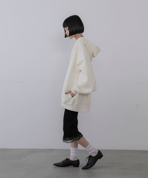 LOWRYS FARM（ローリーズファーム）の「ＢＩＧＺＩＰフーディ　 452864（パーカー・レディース・グレー/イエロー/ブラック/エンジ/アイボリー/ピンク/グレー系その他/ブラウン/ブラック系その他/ネイビー・FREE）」の16枚目の写真