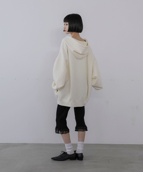 LOWRYS FARM（ローリーズファーム）の「ＢＩＧＺＩＰフーディ　 452864（パーカー・レディース・グレー/イエロー/ブラック/エンジ/アイボリー/ピンク/グレー系その他/ブラウン/ブラック系その他/ネイビー・FREE）」の17枚目の写真