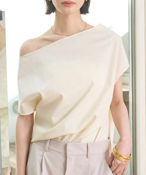 Rouge vif（ルージュヴィフ）の「ドレープカラーブラウス（シャツ/ブラウス・レディース・アイボリー/グレー/ブルー・フリー）」の2枚目の写真