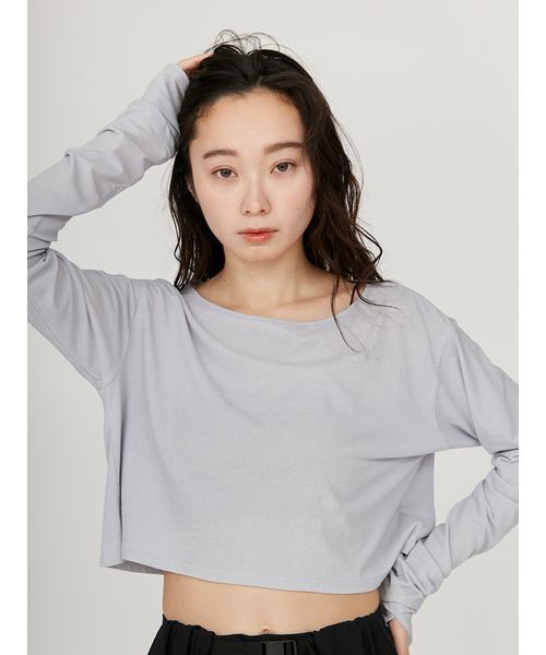 emmi(エミ)の「2way クロップド丈トップス(Tシャツ/カットソー・レディース・ホワイト/ライトブルー/ブラック・FREE)」の15枚目の写真