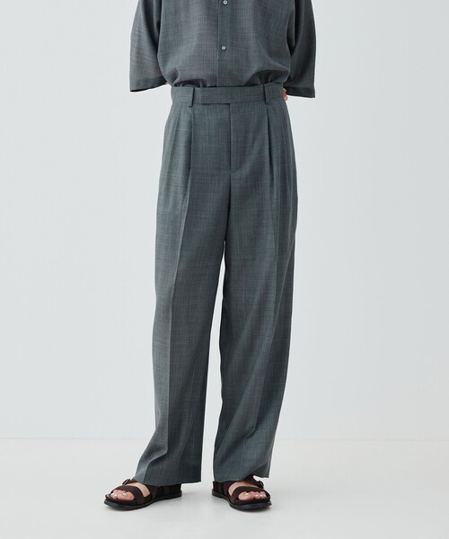 エアリークレープ ツータックパンツ（スラックス）｜GALERIE VIE