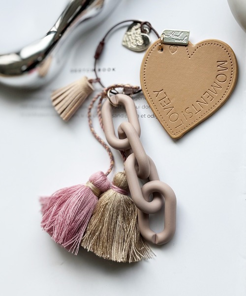 NOLITA LABORATORY（ノリータラボラトリー）の「【 NOLITA / ノリータ 】バッグチャーム タッセル レザー ハート カラフル チェーン キーホルダー キーリング（チャーム・レディース・ブラック/ベージュ/レッド/ピンク/グレー・FREE）」の3枚目の写真