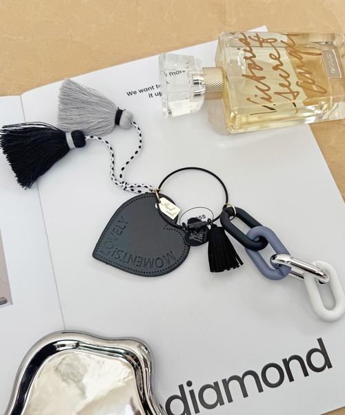 NOLITA LABORATORY（ノリータラボラトリー）の「【 NOLITA / ノリータ 】バッグチャーム タッセル レザー ハート カラフル チェーン キーホルダー キーリング（チャーム・レディース・ブラック/ベージュ/レッド/ピンク/グレー・FREE）」の14枚目の写真