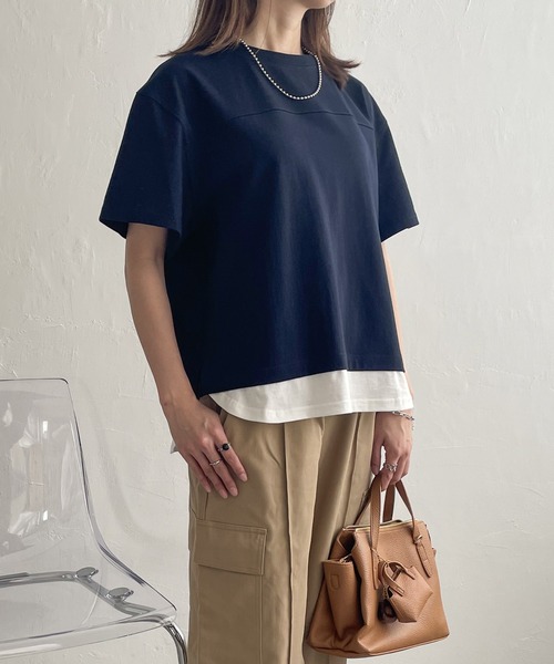 ikka（イッカ）の「コットンUSA袖刺繍レイヤーTシャツ（Tシャツ/カットソー・レディース・グリーン/オレンジ/ネイビー/ベージュ/チャコールグレー/ブルー・M/L/S）」の4枚目の写真